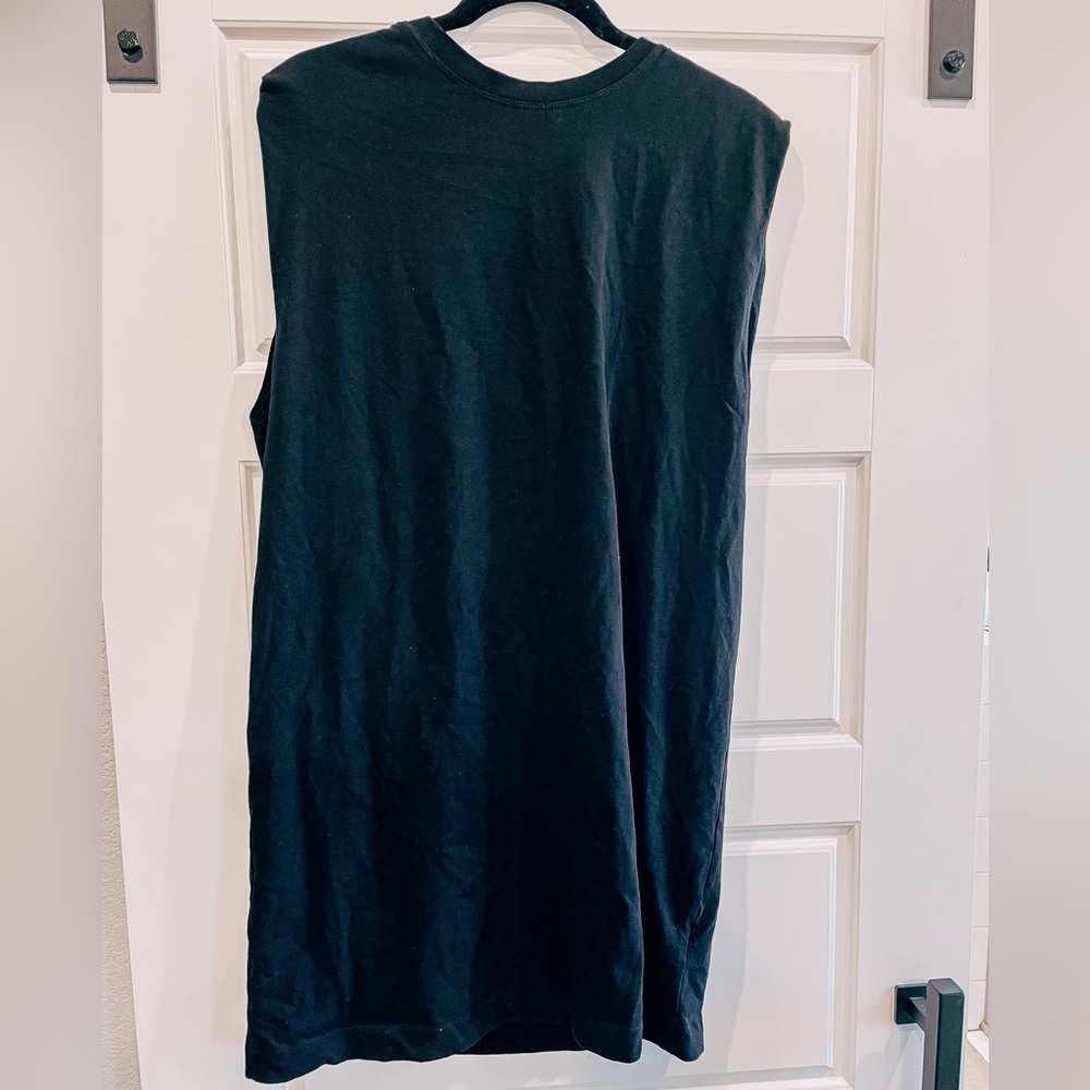 Black H&M tshirt dress. Brand new, never worn.